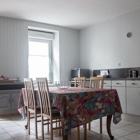 Logis Des Chouans Apartment Les Landes-Genusson Bagian luar foto