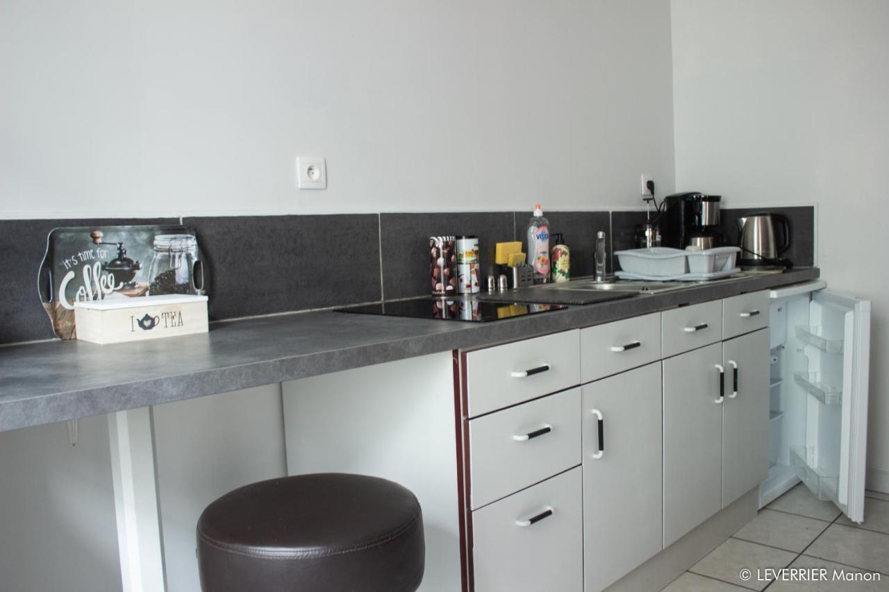 Logis Des Chouans Apartment Les Landes-Genusson Bagian luar foto